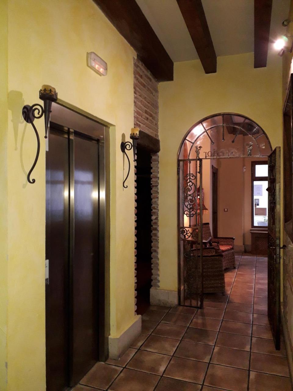 Hotel Rural El Marques Saldaña المظهر الخارجي الصورة